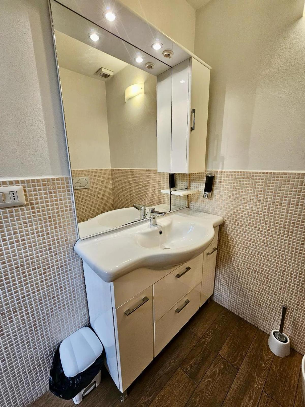 Appartement Loft Casa Zeffirino à San Remo Extérieur photo